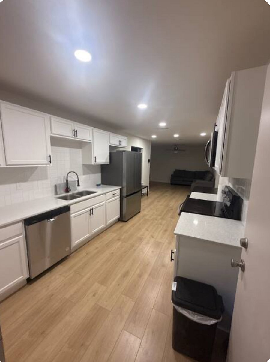 Furnished Finder property 879571_1 photo 3