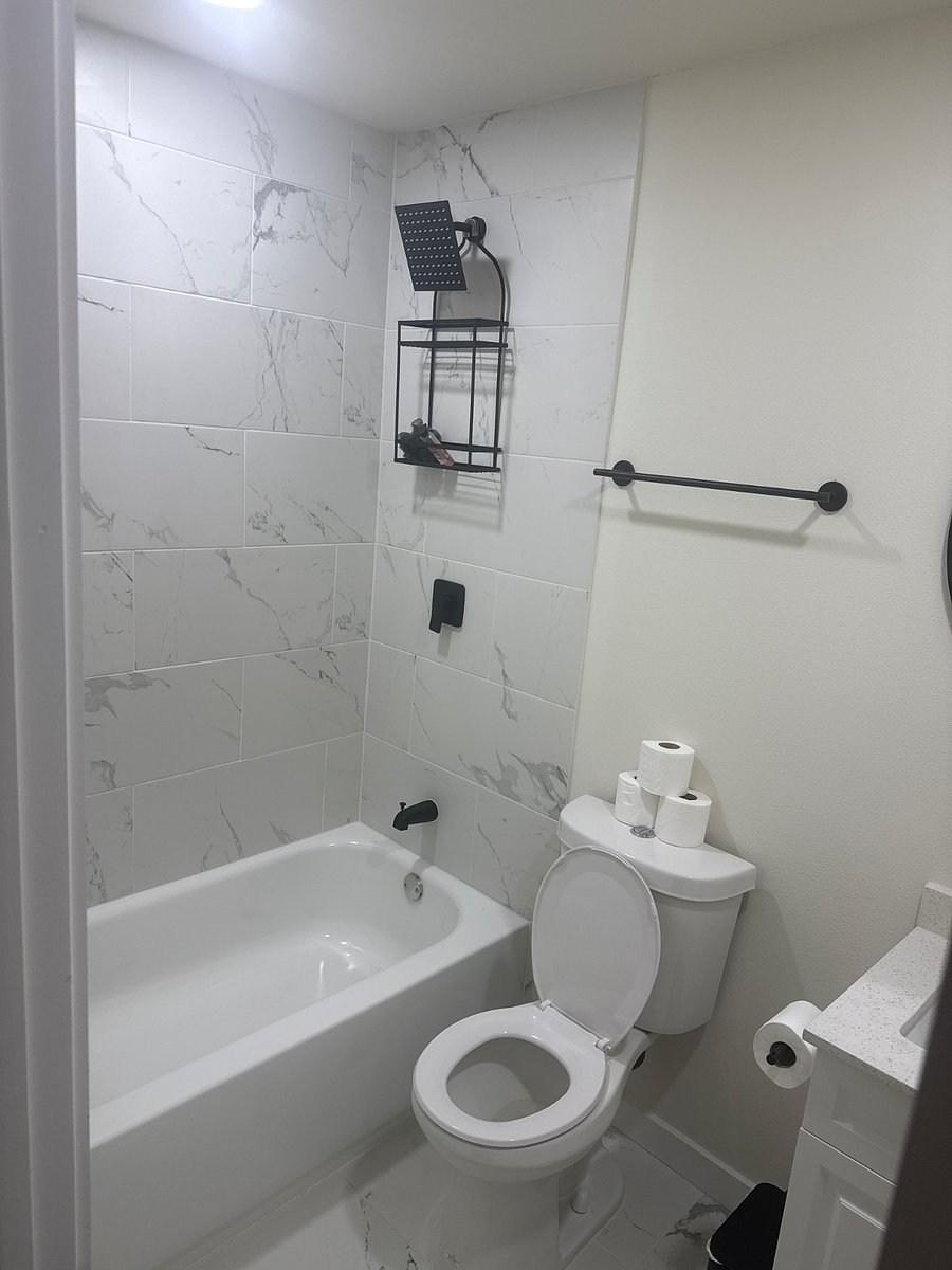 Furnished Finder property 879571_1 photo 12