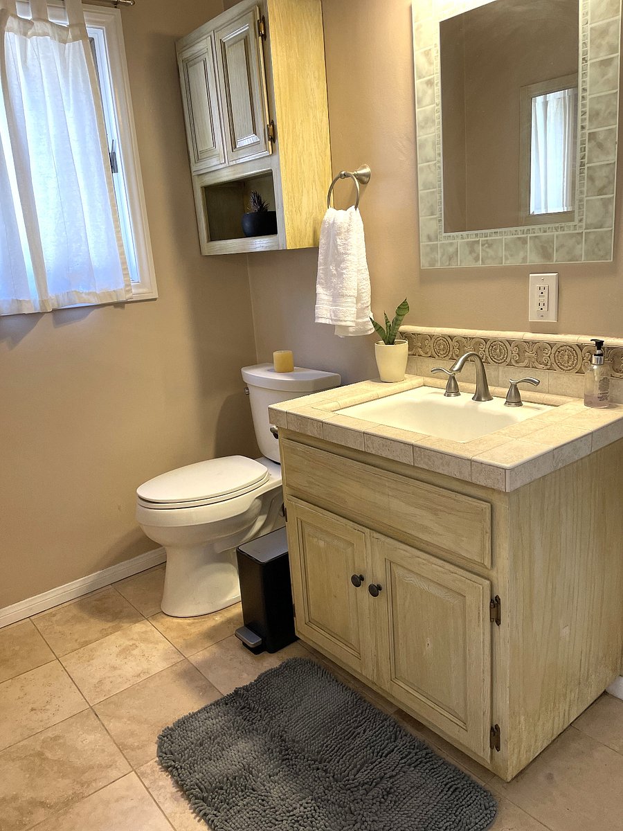 Furnished Finder property 879600_1 photo 12