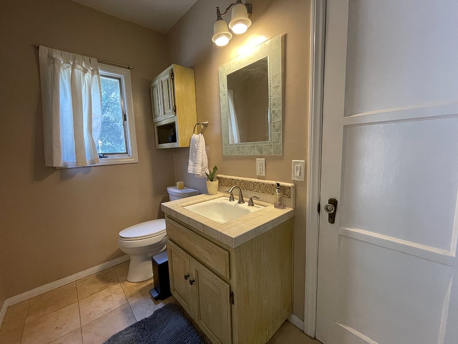 Furnished Finder property 879600_1 photo 13