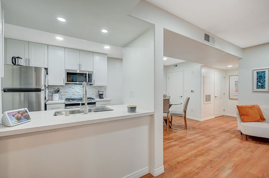 Furnished Finder property 879604_1 photo 15