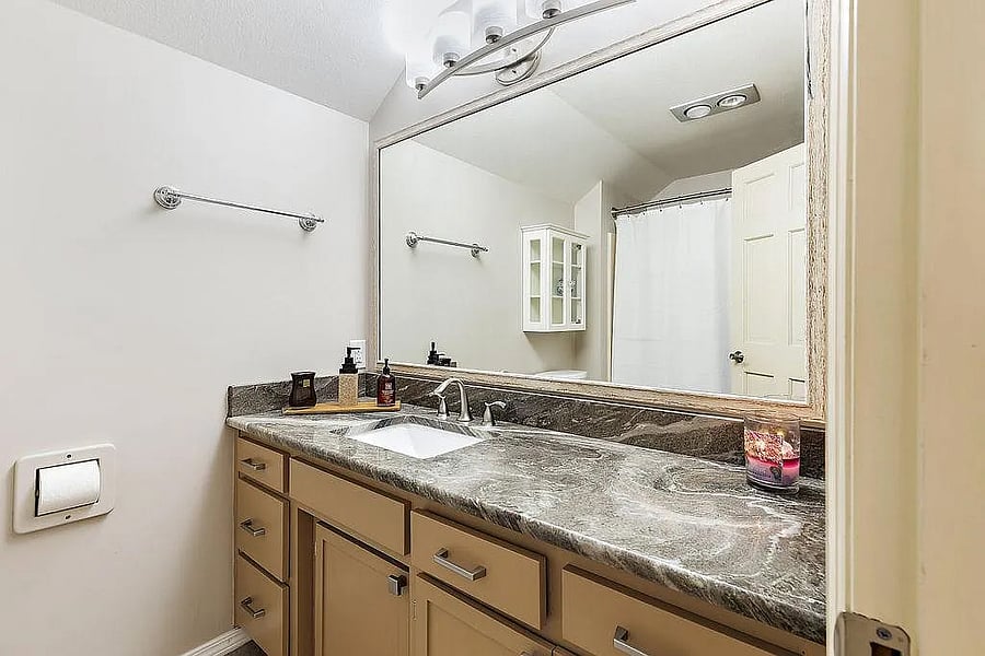 Furnished Finder property 879617_1 photo 11