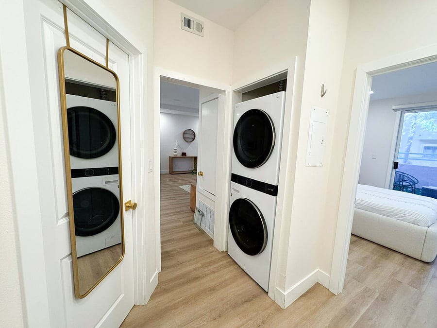 Furnished Finder property 879632_1 photo 4