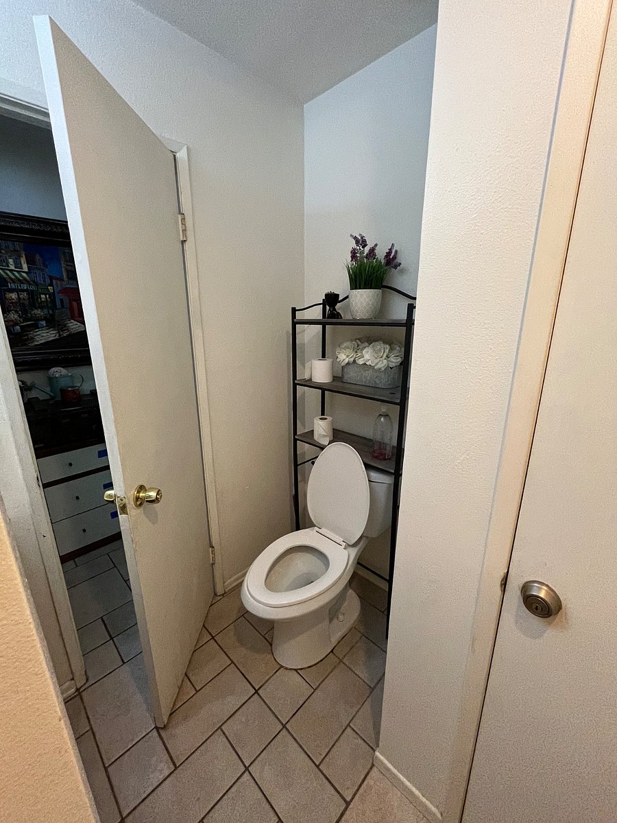 Furnished Finder property 879635_1 photo 32