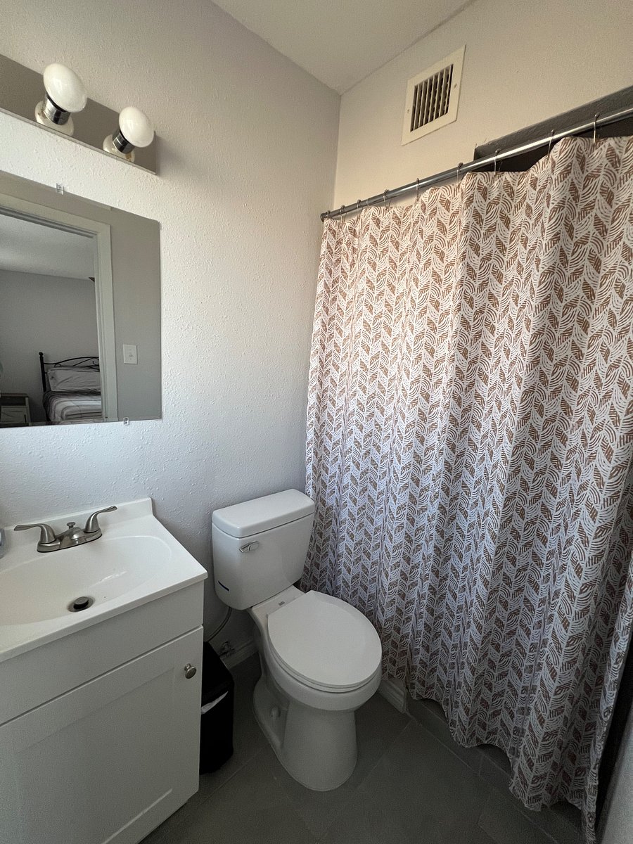 Primary Room Bath