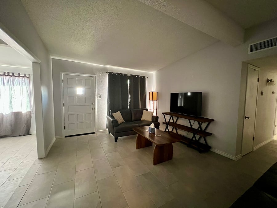 Furnished Finder property 879648_1 photo 3