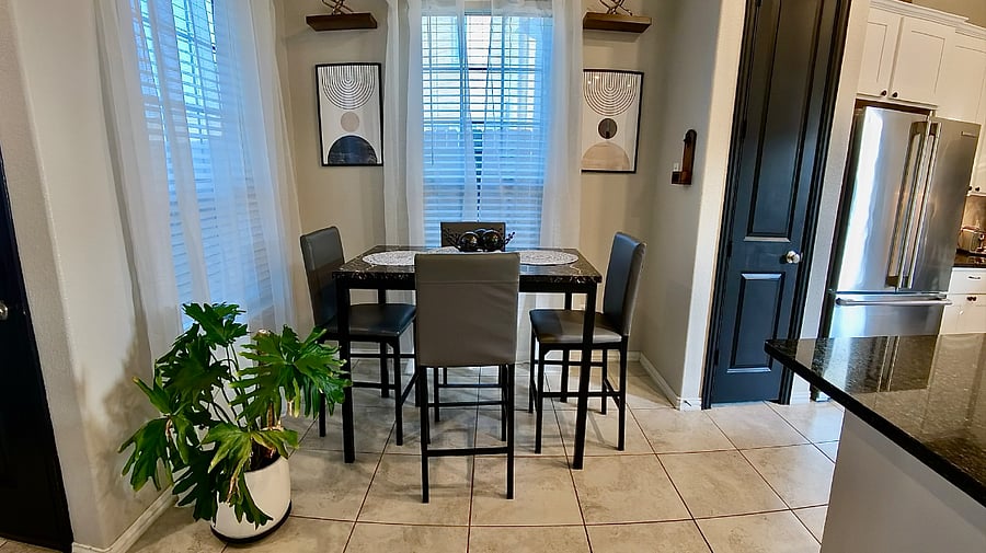 Furnished Finder property 879666_1 photo 4