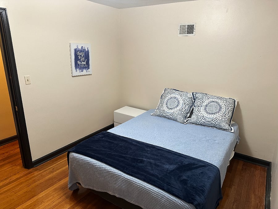 Furnished Finder property 879676_1 photo 8