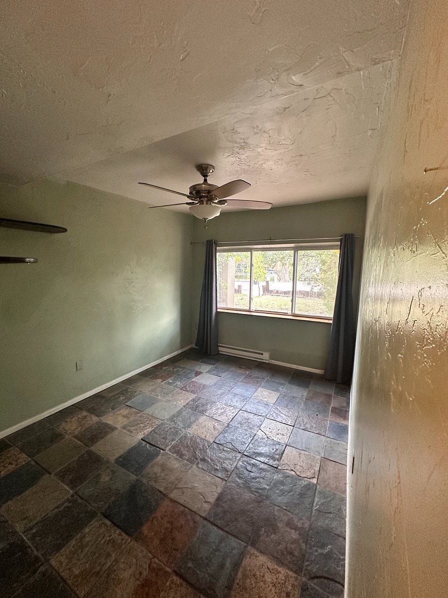 Main bedroom.