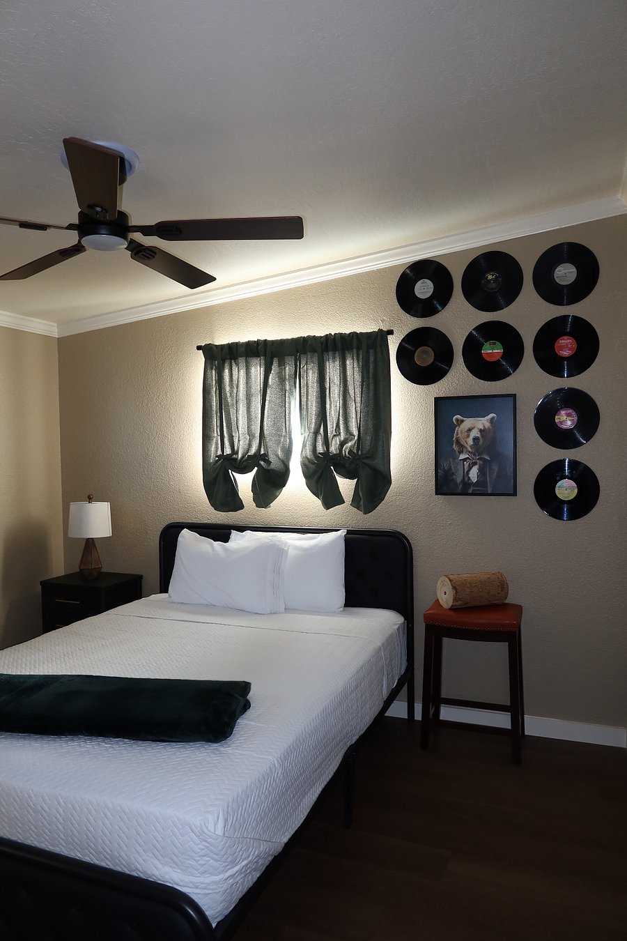 Furnished Finder property 879739_1 photo 8