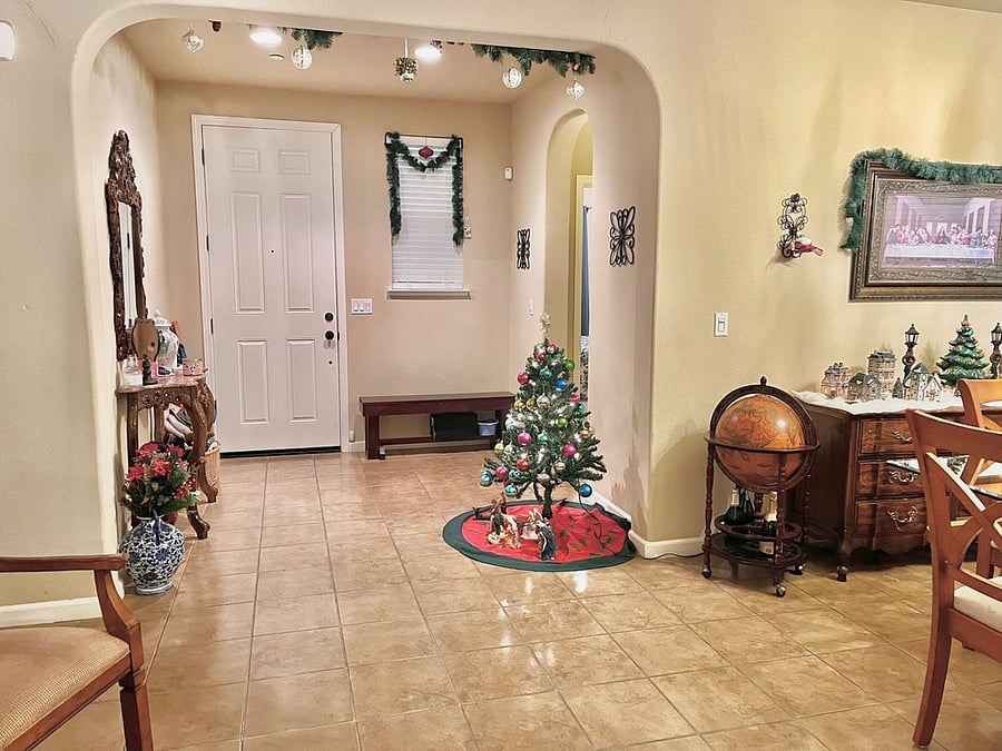 Furnished Finder property 879755_1 photo 15