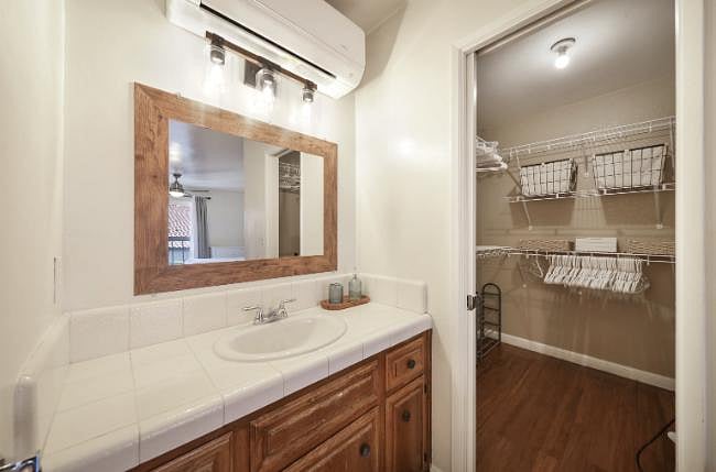Furnished Finder property 879778_1 photo 16