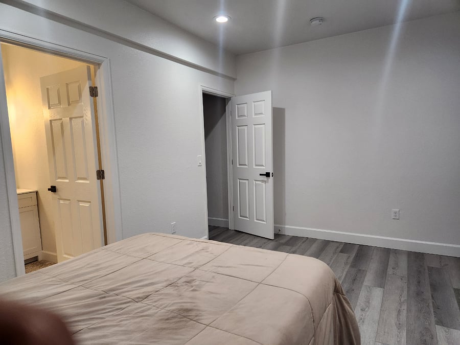 Furnished Finder property 879803_1 photo 8
