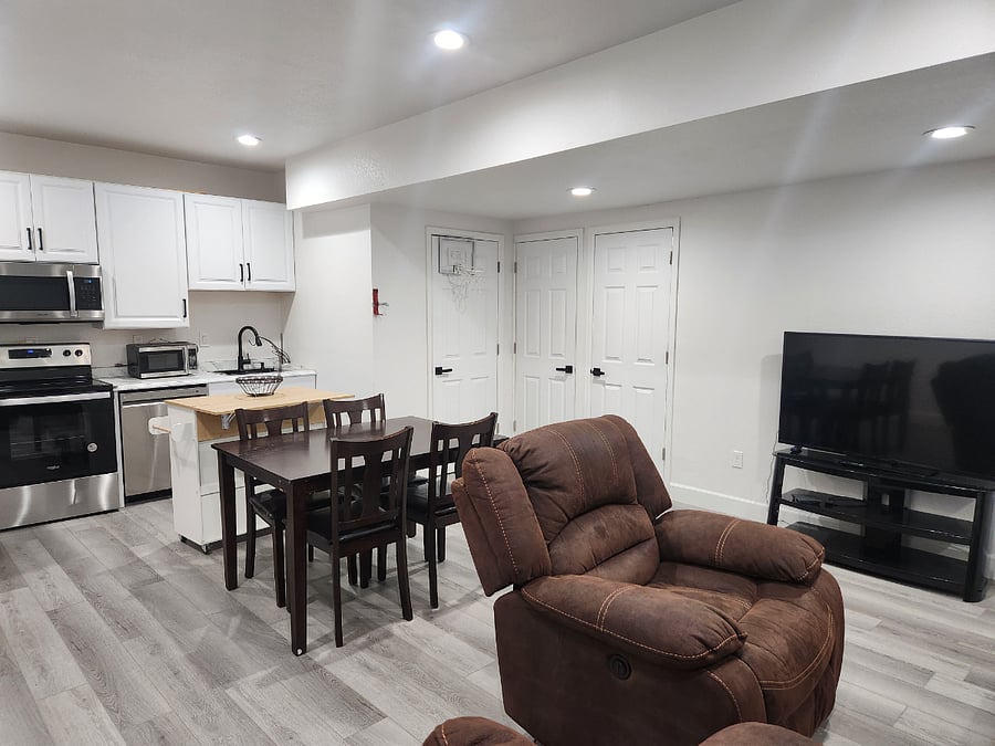 Furnished Finder property 879803_1 photo 3