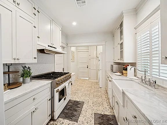 Furnished Finder property 879809_1 photo 10