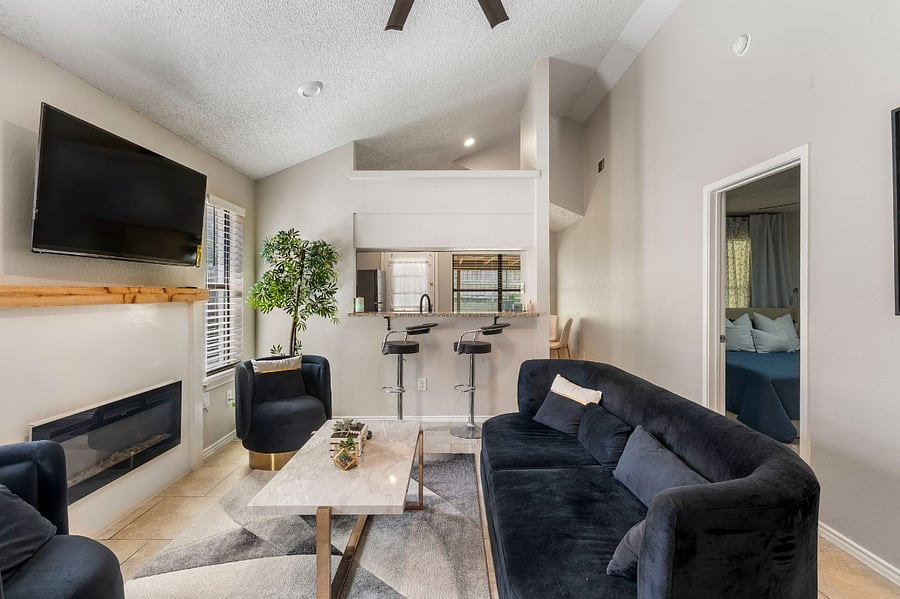 Furnished Finder property 879810_1 photo 4