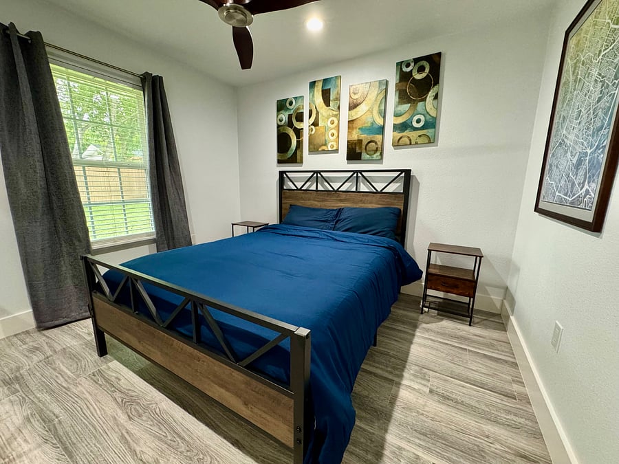 Bedroom 2 with queen bed