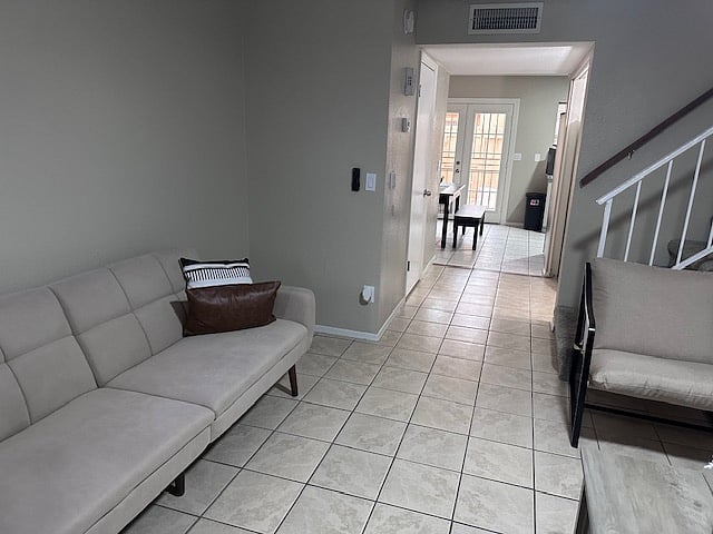 Furnished Finder property 879838_1 photo 4