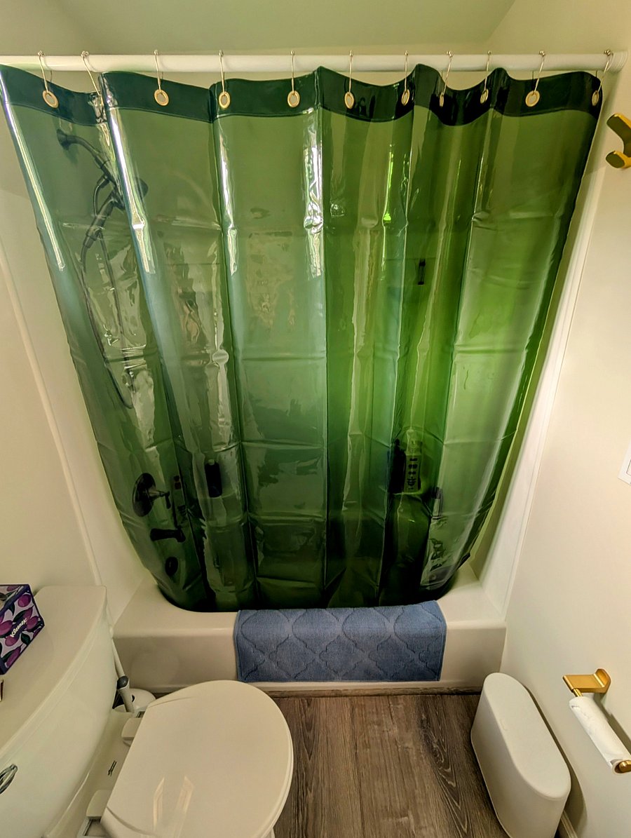 Private Bathroom w/ bidet