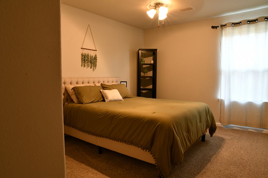 Furnished Finder property 879851_1 photo 12