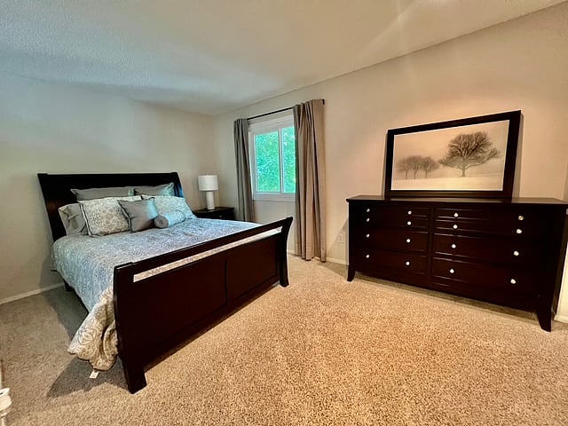 Furnished Finder property 879868_2 photo 10