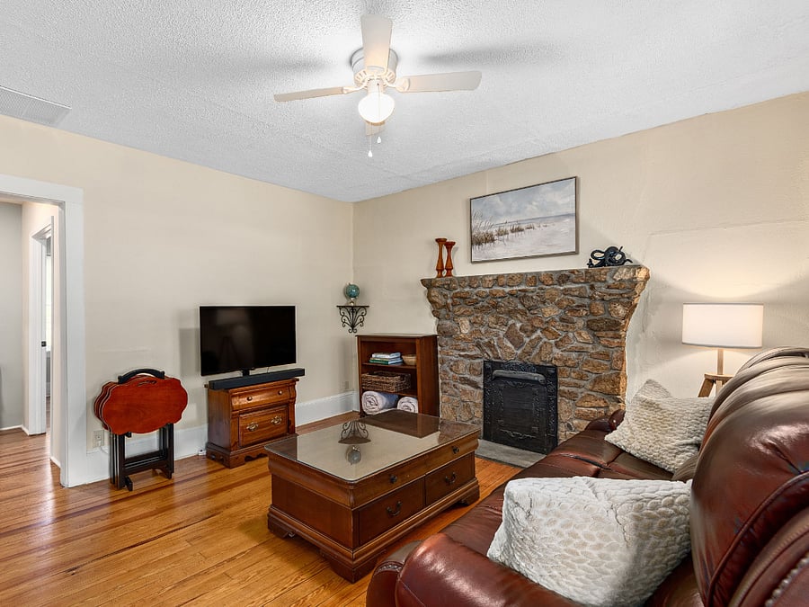 Furnished Finder property 879873_1 photo 3