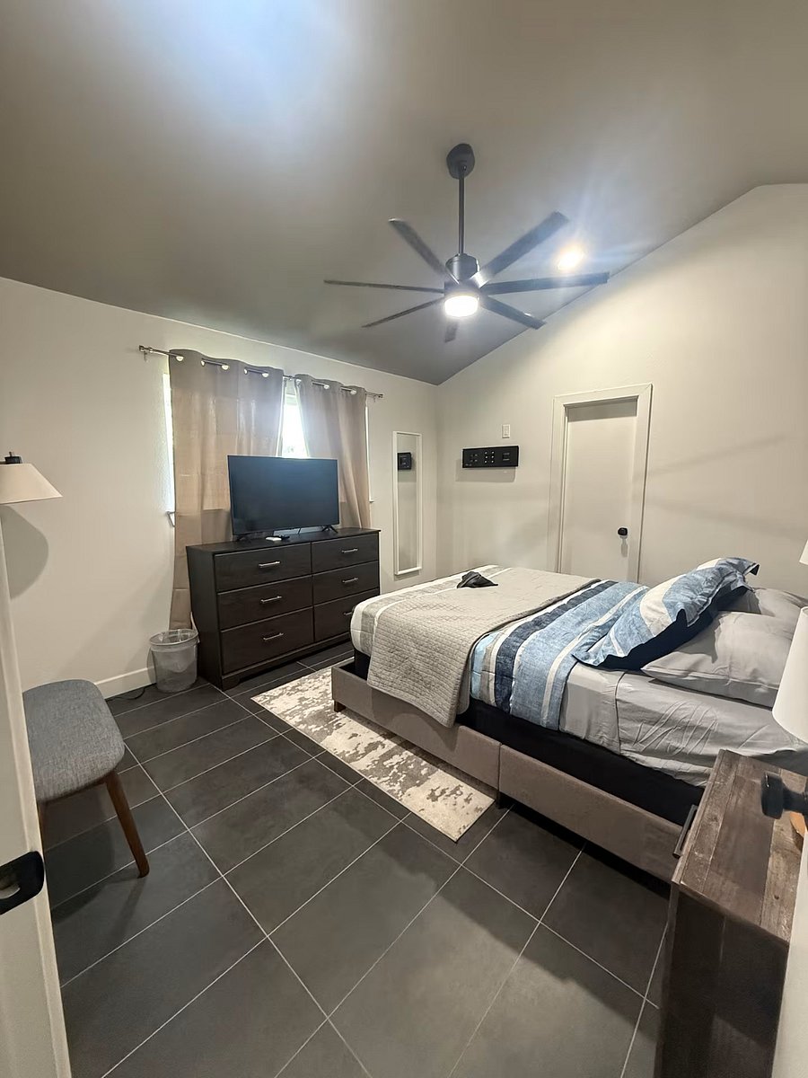 Furnished Finder property 879874_1 photo 11
