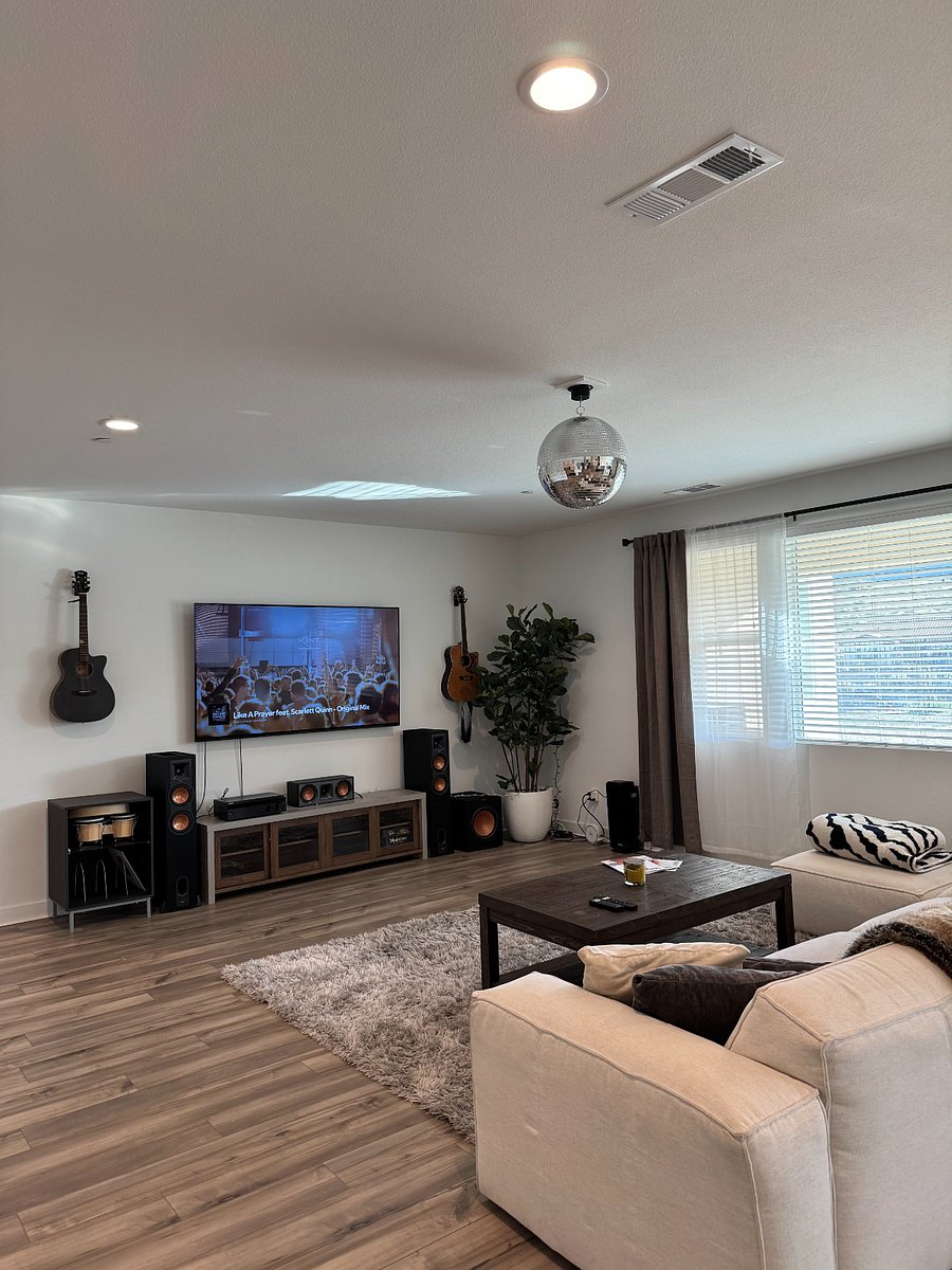Furnished Finder property 879878_1 photo 7