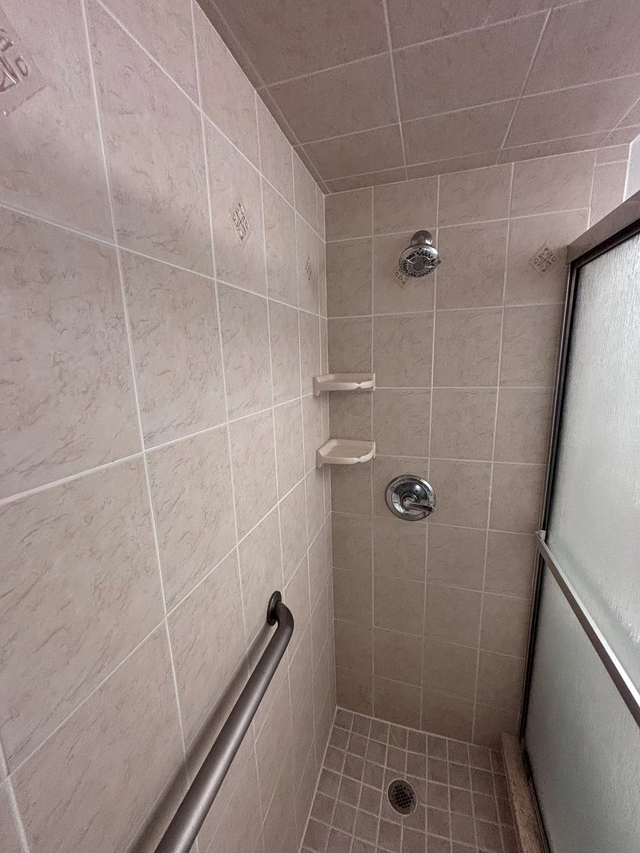 Furnished Finder property 879953_1 photo 13