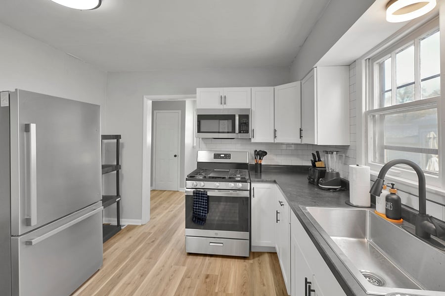 Furnished Finder property 879962_1 photo 4
