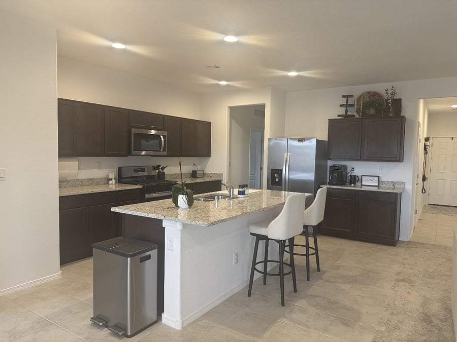 Furnished Finder property 879974_1 photo 3
