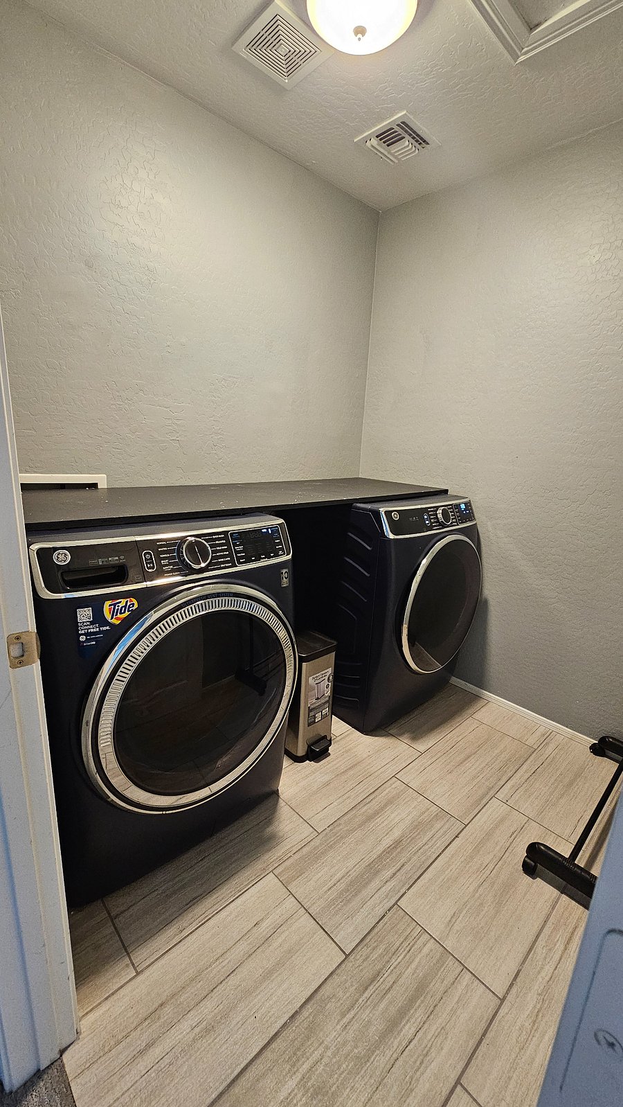 Furnished Finder property 879978_1 photo 14
