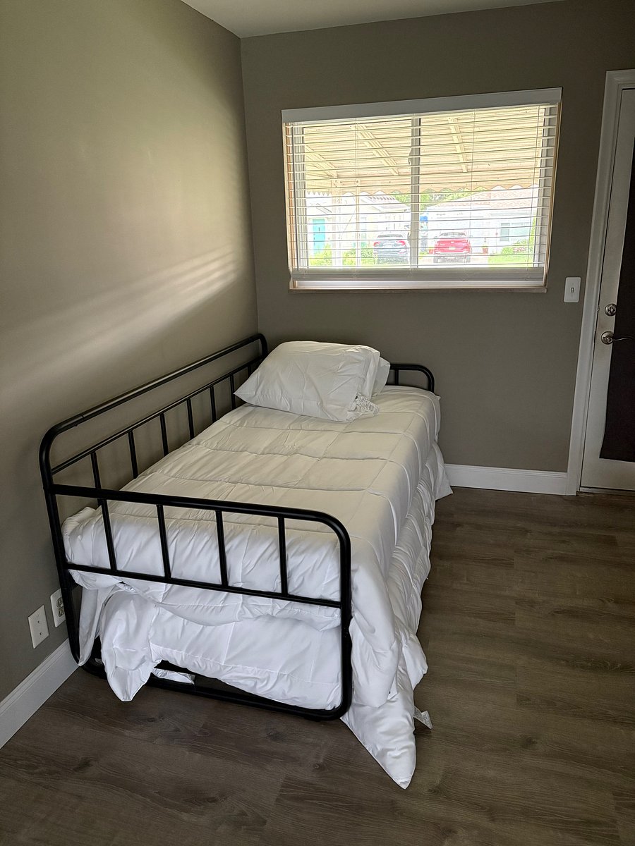 Furnished Finder property 879979_1 photo 8