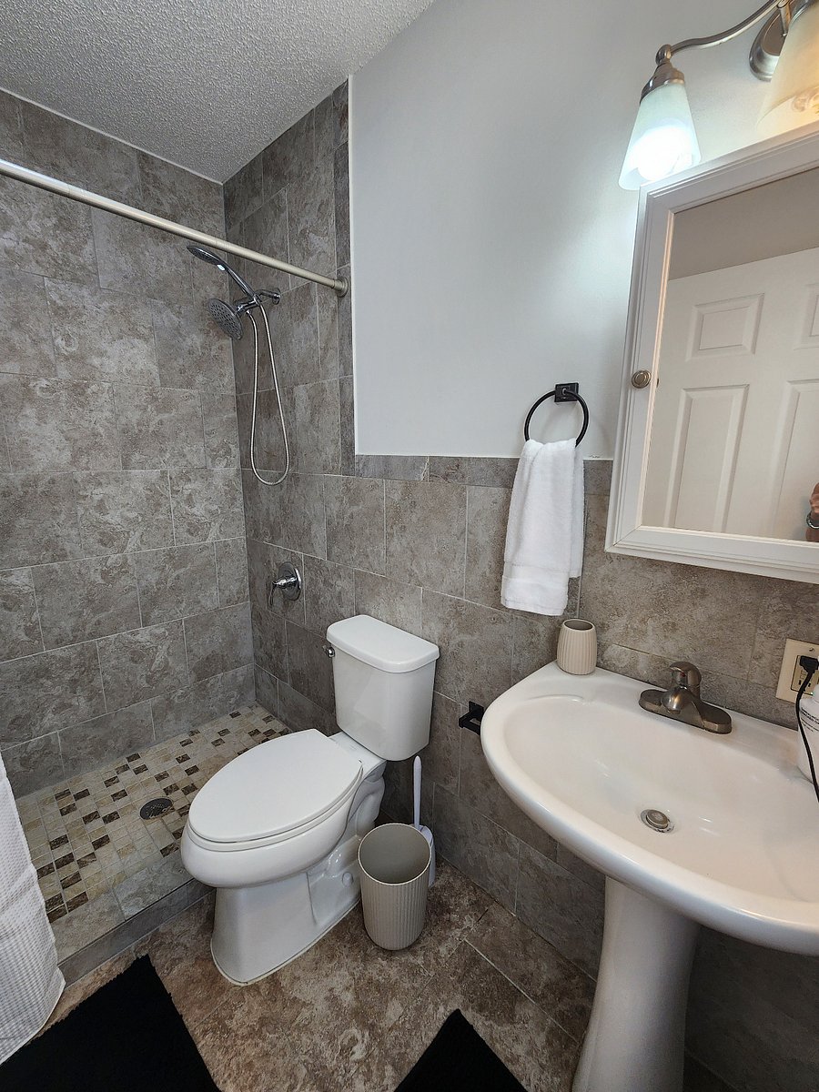 Furnished Finder property 880000_1 photo 21