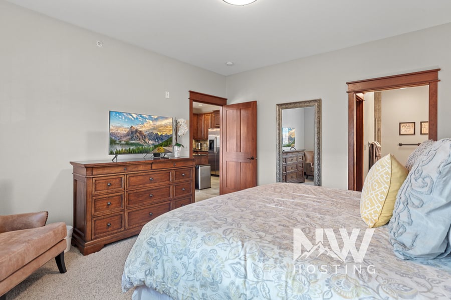 Furnished Finder property 880005_1 photo 11