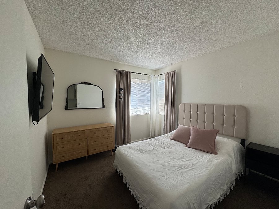 Furnished Finder property 880011_1 photo 3