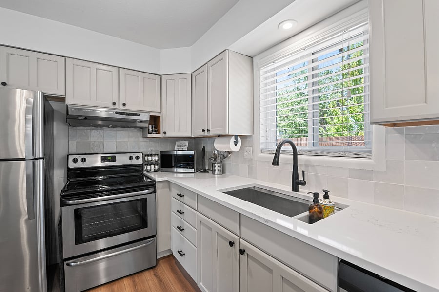Furnished Finder property 880016_1 photo 6