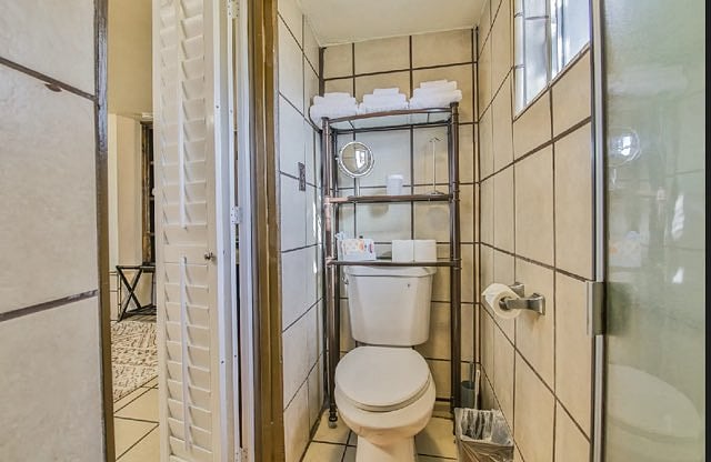 Furnished Finder property 880018_1 photo 5