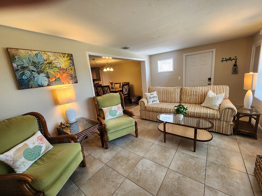 Furnished Finder property 880043_1 photo 3