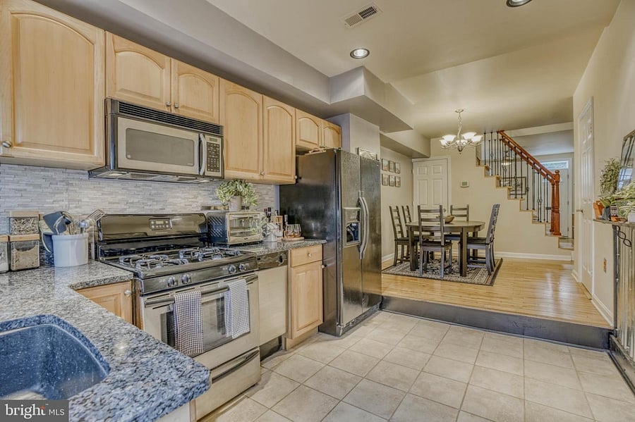 Furnished Finder property 880046_1 photo 4