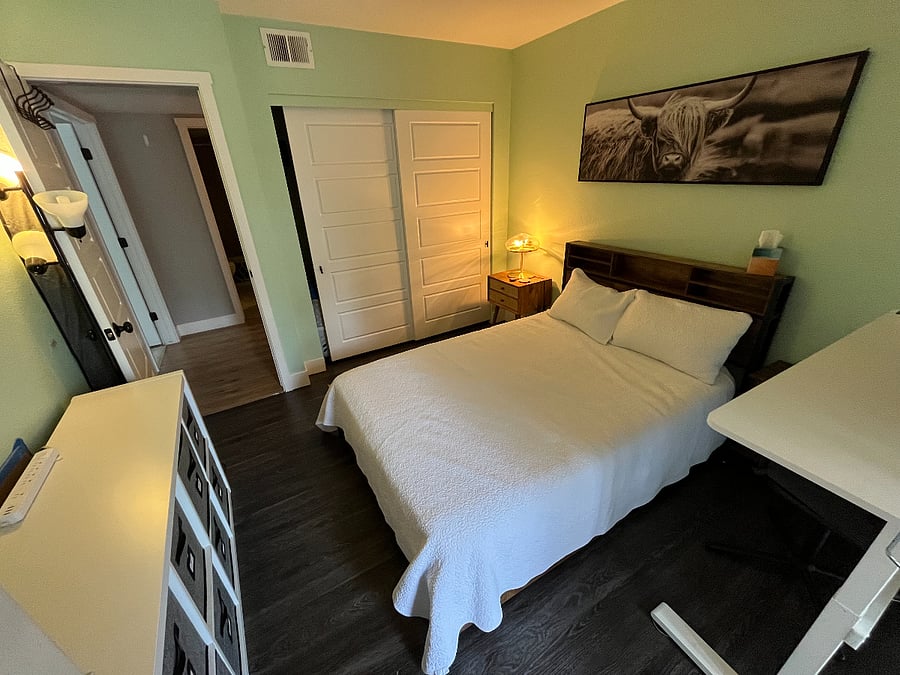 Furnished Finder property 880056_1 photo 13