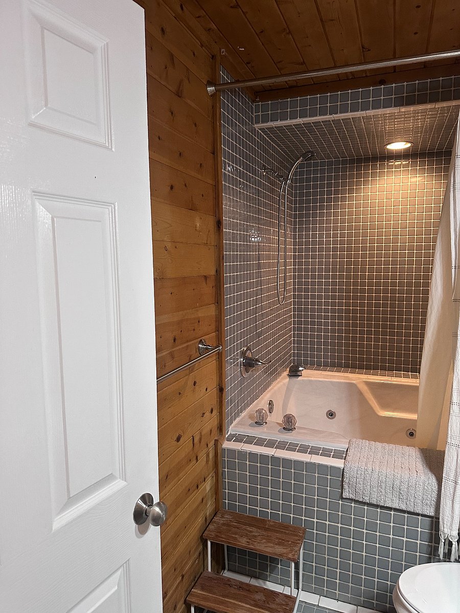 Furnished Finder property 880057_1 photo 24