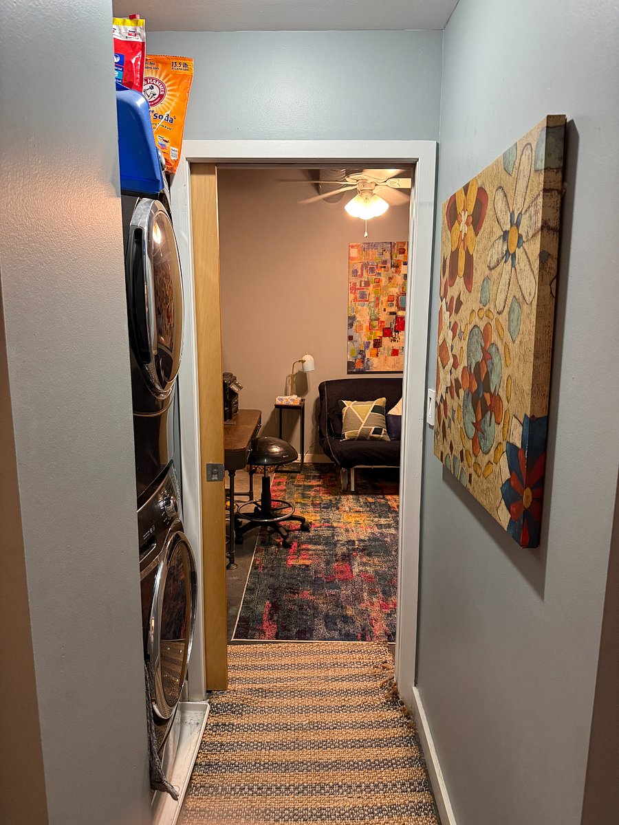 Furnished Finder property 880067_1 photo 21