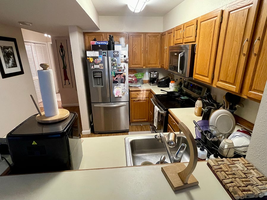 Fully stocked kitchen.