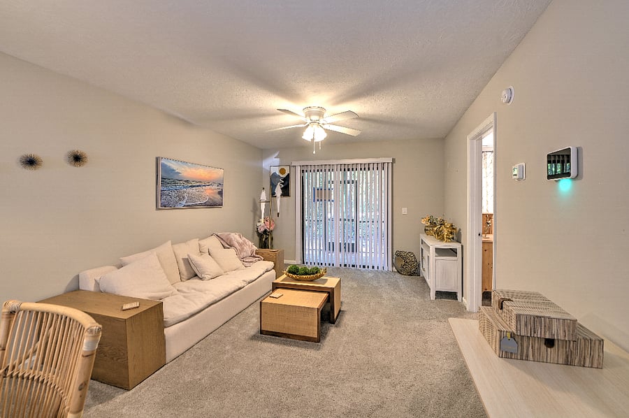 Furnished Finder property 880101_1 photo 2