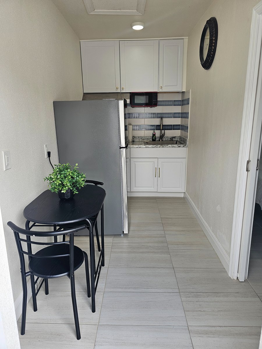 Furnished Finder property 880127_1 photo 10