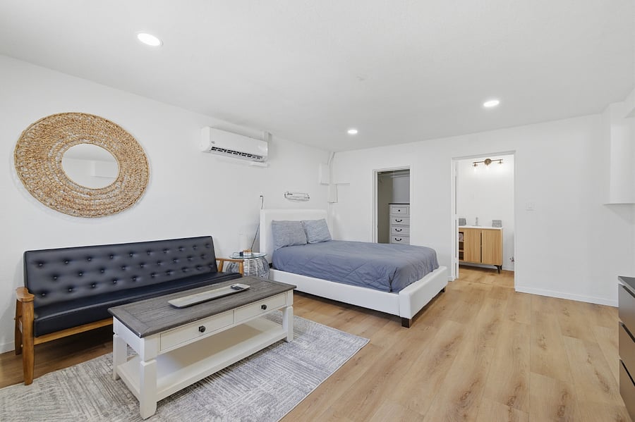 Furnished Finder property 880132_1 photo 9