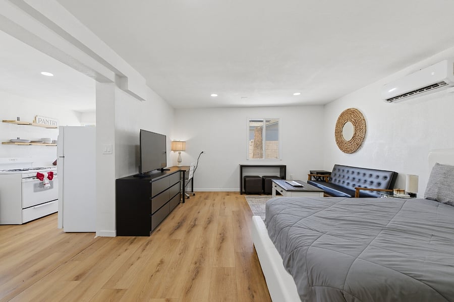 Furnished Finder property 880132_1 photo 7