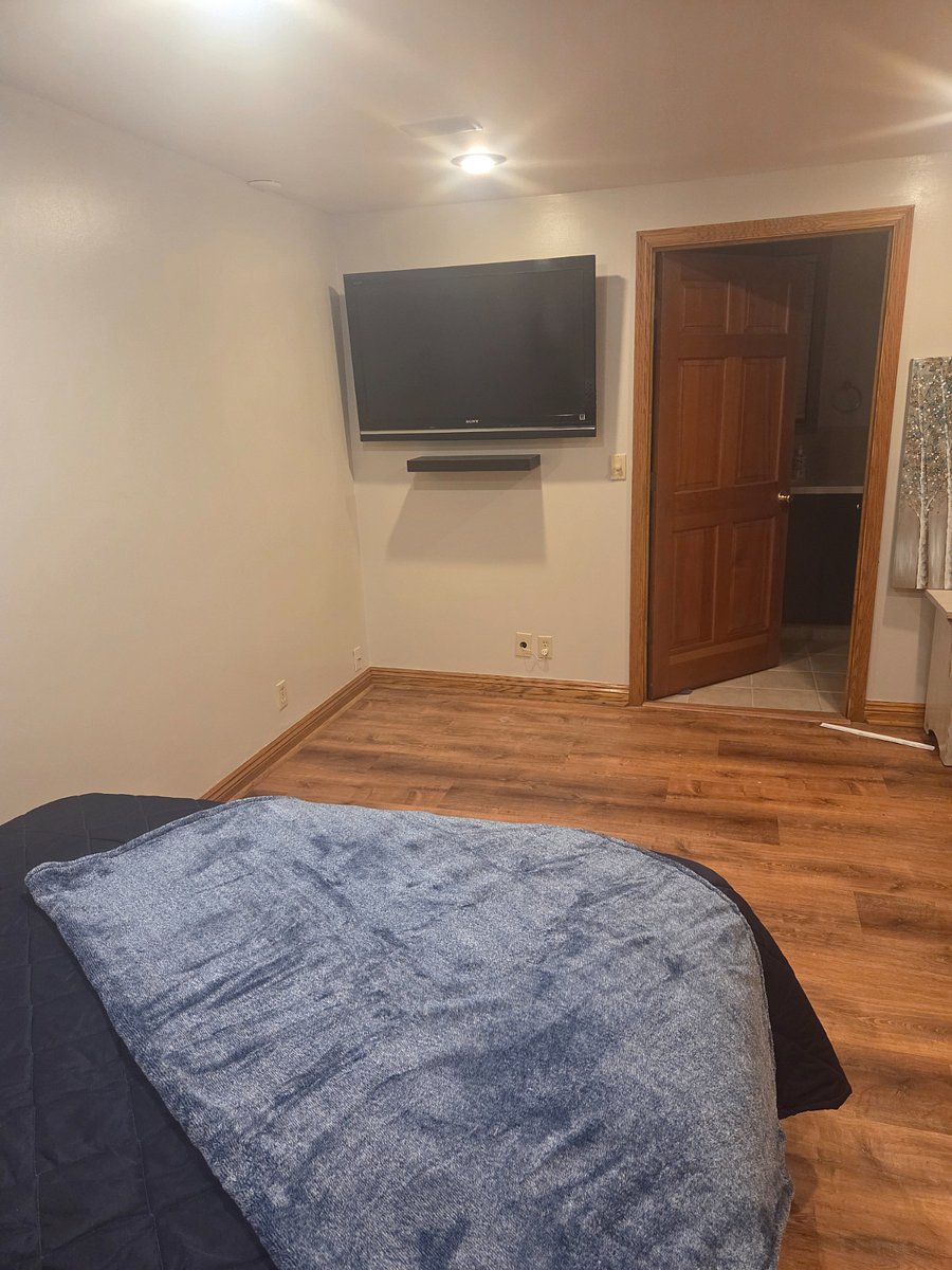 Furnished Finder property 880136_1 photo 12