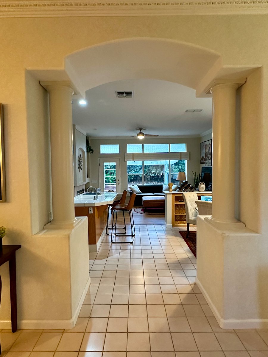 Furnished Finder property 880138_1 photo 9
